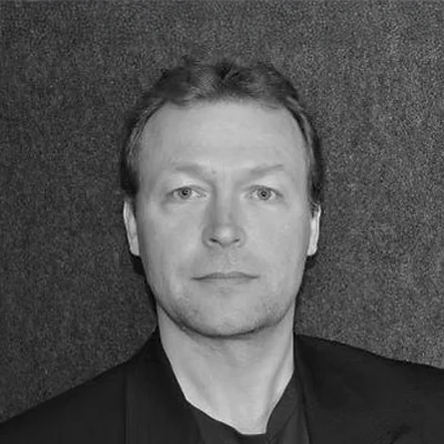 A headshot photo of Dr. Ed Pfeiffer, a chiropractor at Pfeiffer Chirowellness